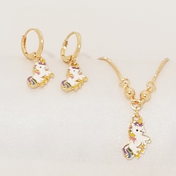 18K Gold Plated Pony Kid's Necklace Set. New - Picture 2 of 6